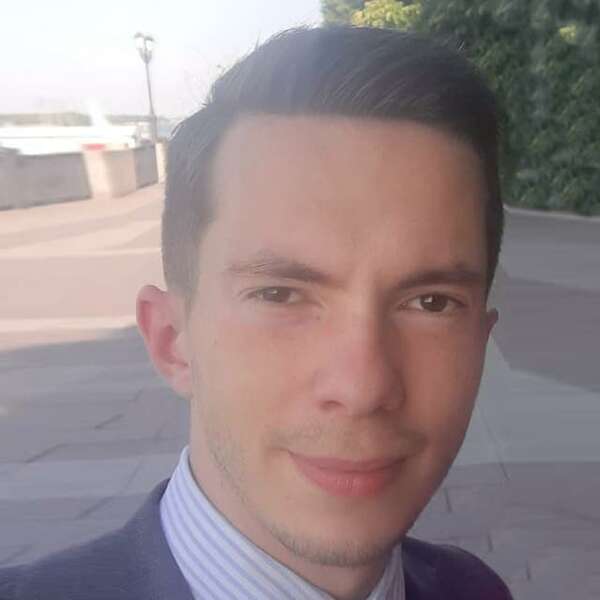 Захаров Александр Олегович